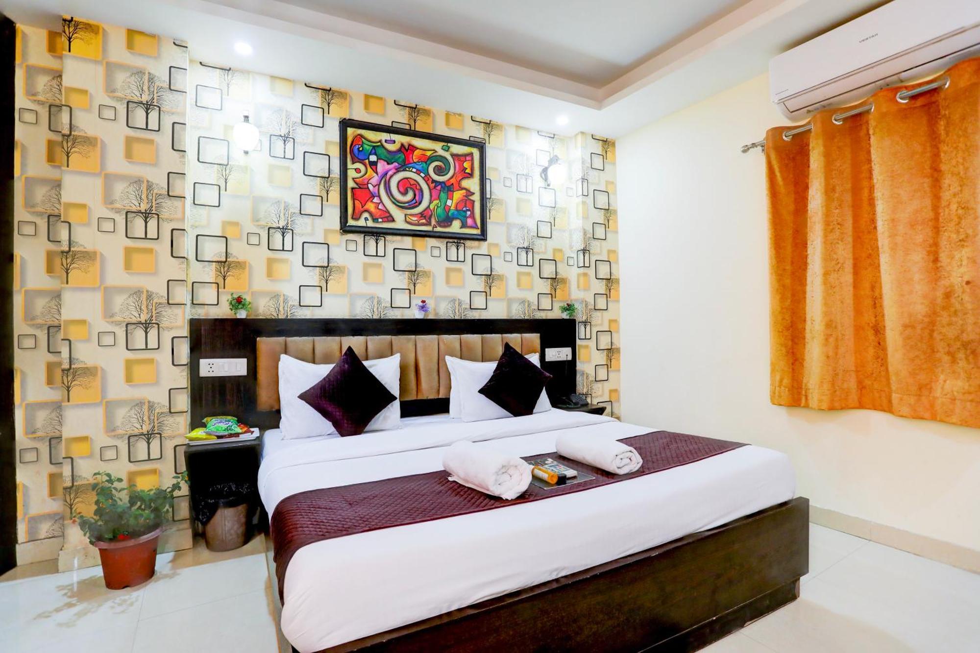 Hotel Luxury Global New Delhi Ngoại thất bức ảnh
