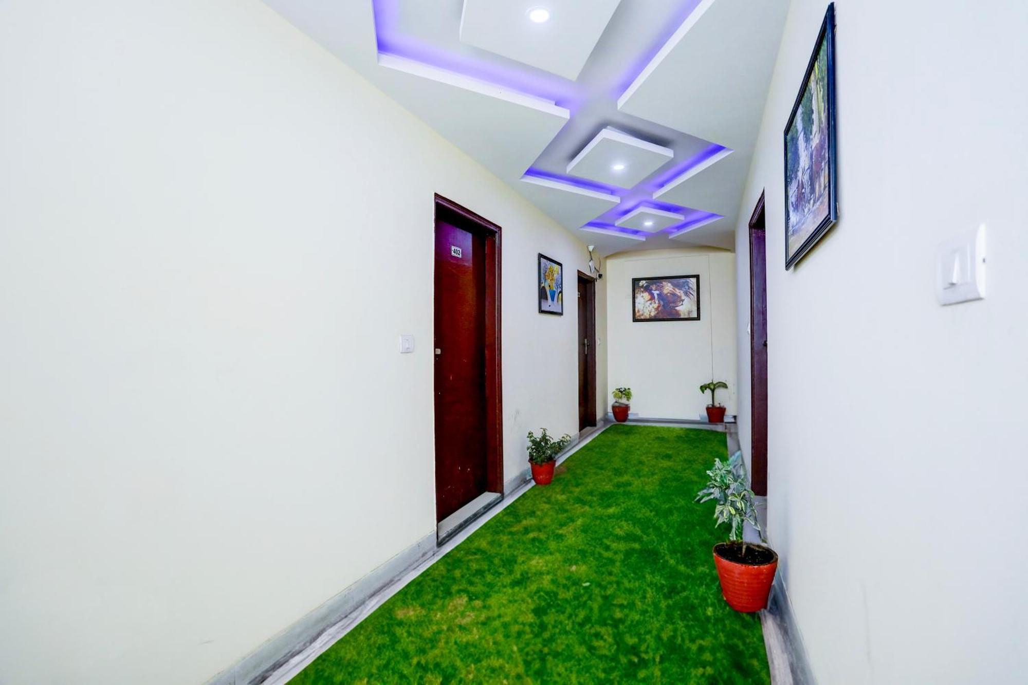 Hotel Luxury Global New Delhi Ngoại thất bức ảnh
